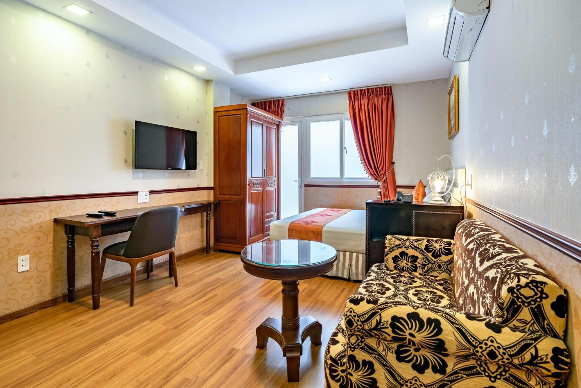 Collection O Emerald Luxury Apartment - Near Secc Ciudad Ho Chi Minh  Exterior foto