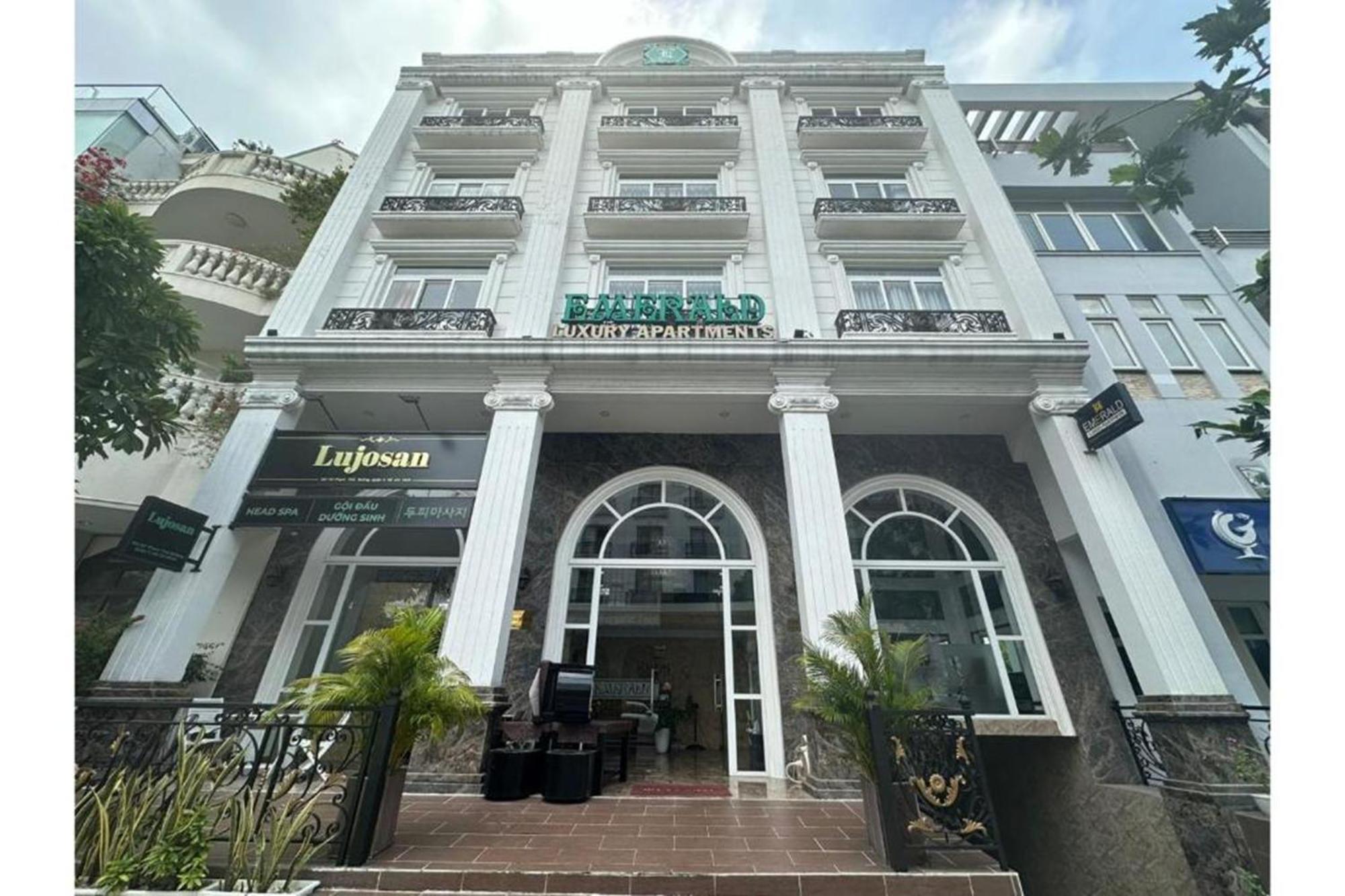Collection O Emerald Luxury Apartment - Near Secc Ciudad Ho Chi Minh  Exterior foto